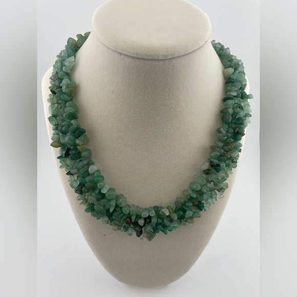 Chunky Green Agate Chip Statement Collar Necklace - Picture 2 of 9